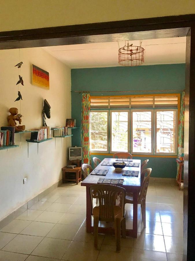 Homestaystudio62 Jinja Exterior photo